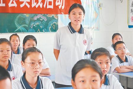 传承红色基因 弘扬英烈精神